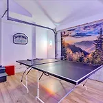 Heart Of Pocono Mtn 3Bd 2Ba Gameroom Pocono Raceway