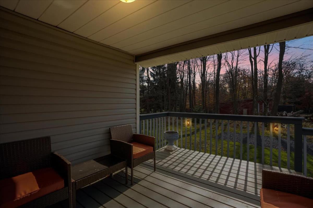 Heart Of Pocono Mtn 3bd 2ba Gameroom Pocono Raceway Casa de férias Long Pond