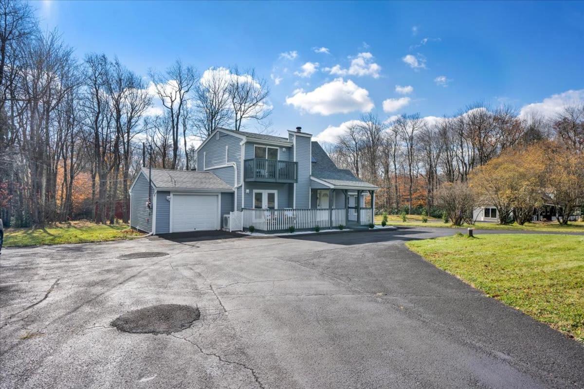 Heart Of Pocono Mtn 3bd 2ba Gameroom Pocono Raceway Casa de férias