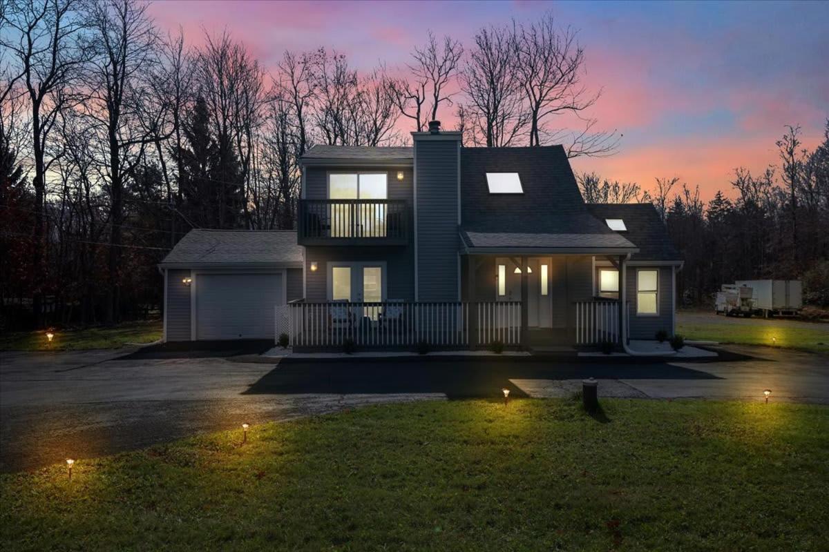 Heart Of Pocono Mtn 3bd 2ba Gameroom Pocono Raceway *